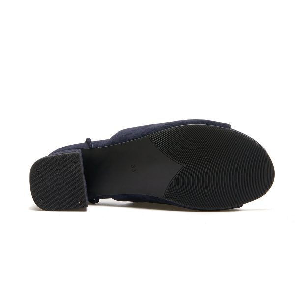 Braylin Navy - Image 4